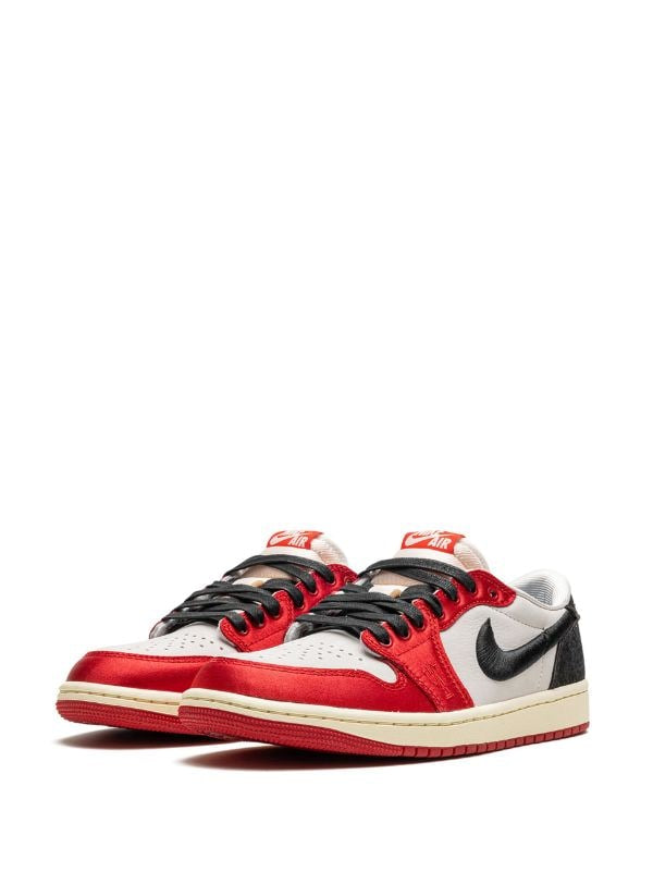 Air Jordan 1 "Trophy Room - Away" sneakers