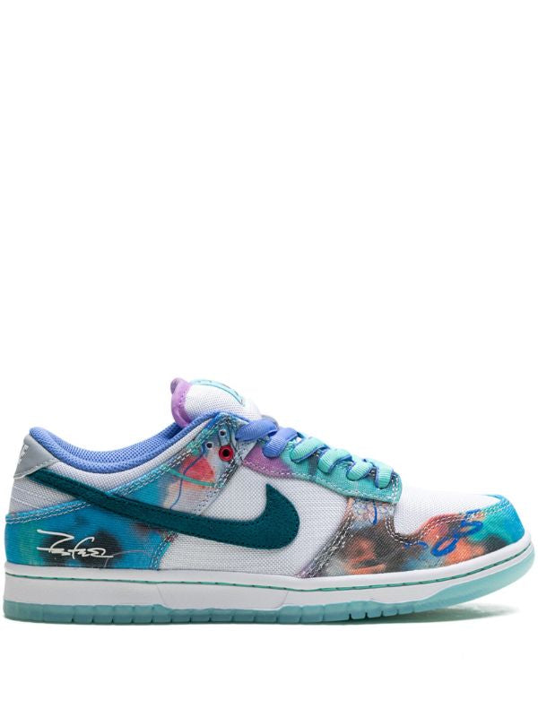 Nike x Futura Laboratories SB Dunk Low "Bleached Aqua" sneakers