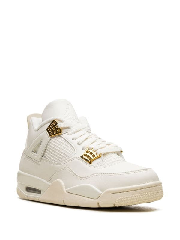 Air Jordan 4 ‘Metallic Gold’