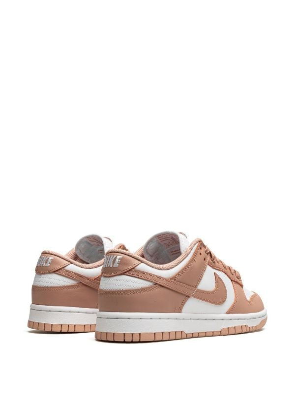 Nike Dunk Low ‘rose whisper’