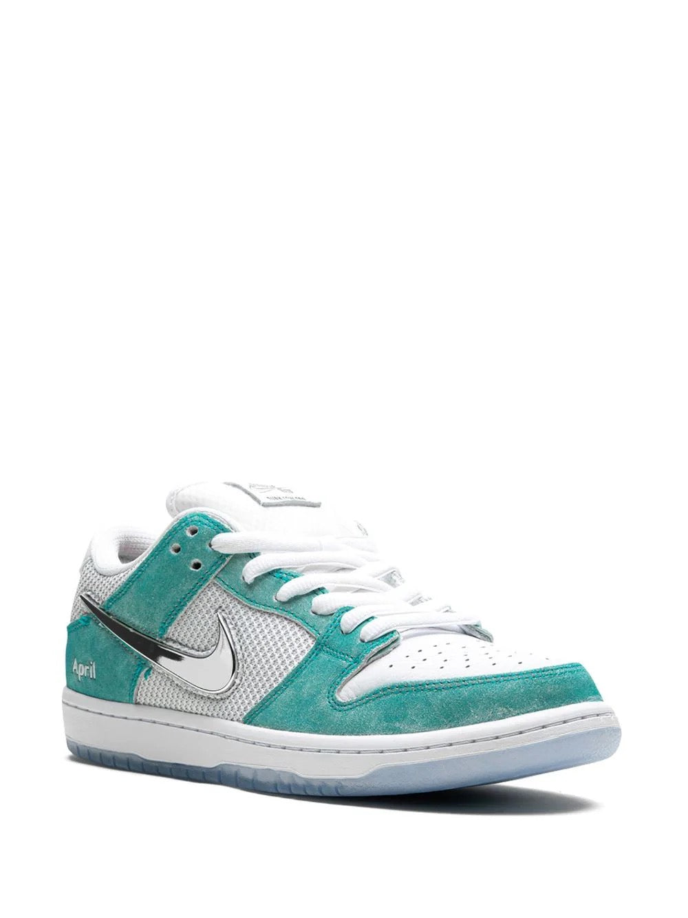 NIKE SB DUNK LOW "APRIL SKATEBOARDS"