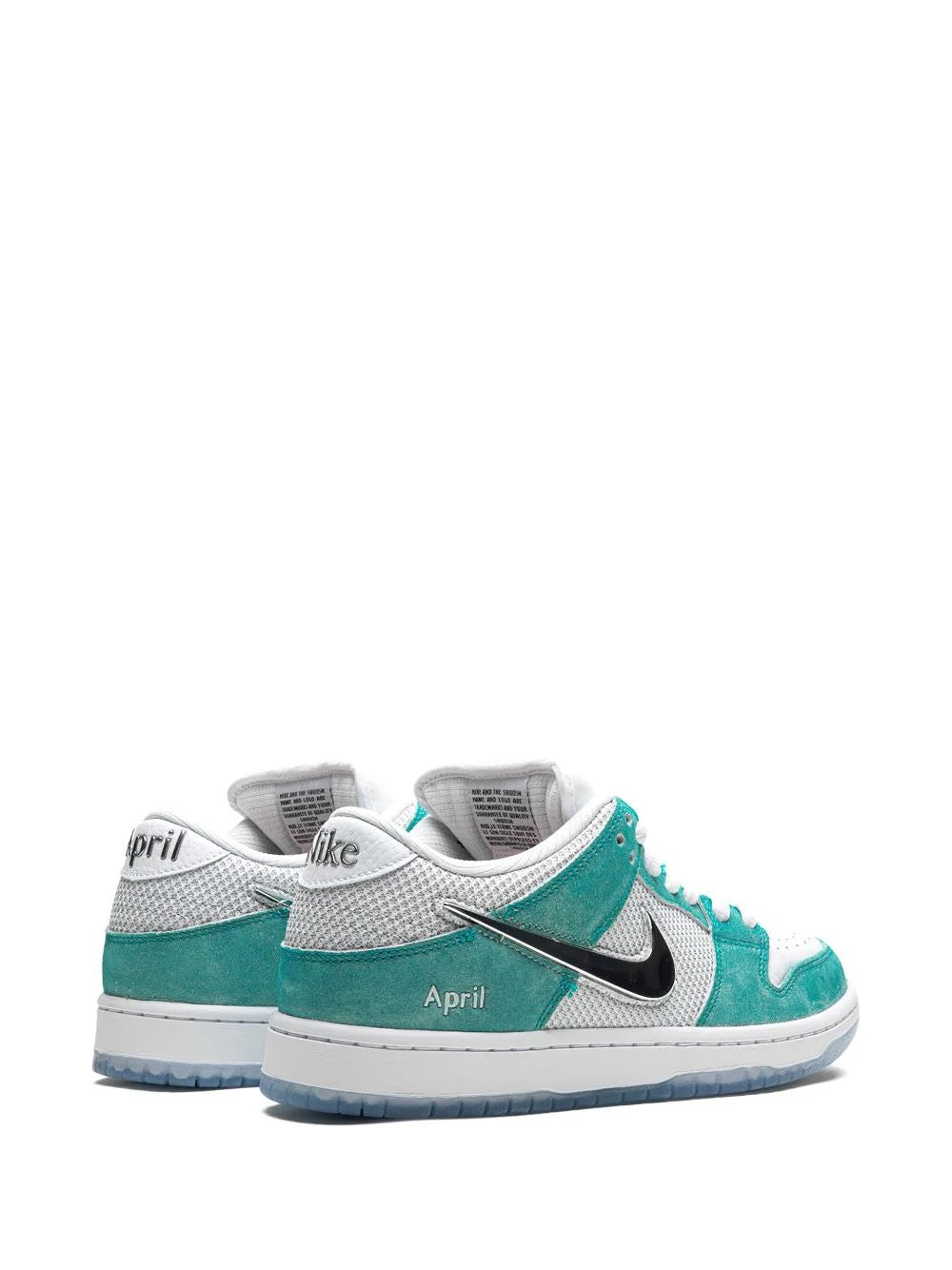 NIKE SB DUNK LOW "APRIL SKATEBOARDS"