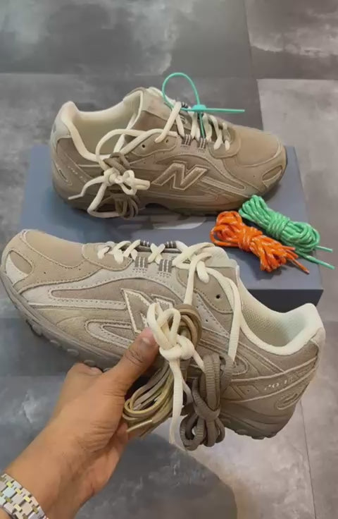 New Balance
204L "Mushroom/Arid Stone" sneakers