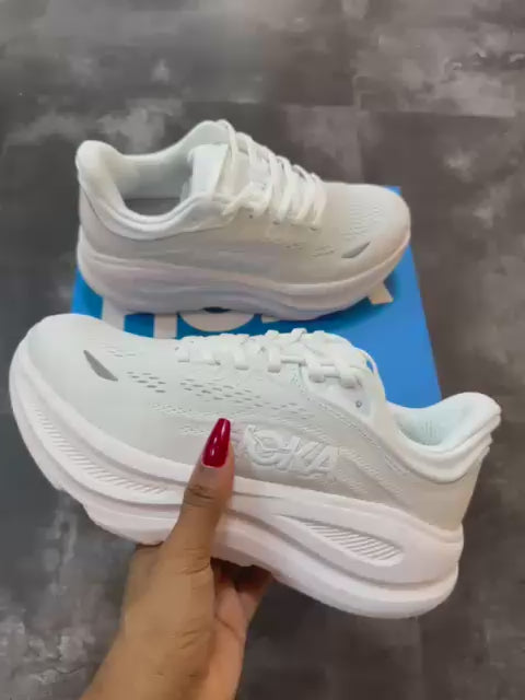 Hoka One One Bondi 9 Triple White